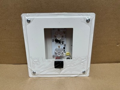 Genuine OEM Progress Rail EMD 40175612 LED Flood Light & Switch 8 1/2'' x 8 1/2''