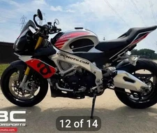 2017 Aprilia Tuono V4R 