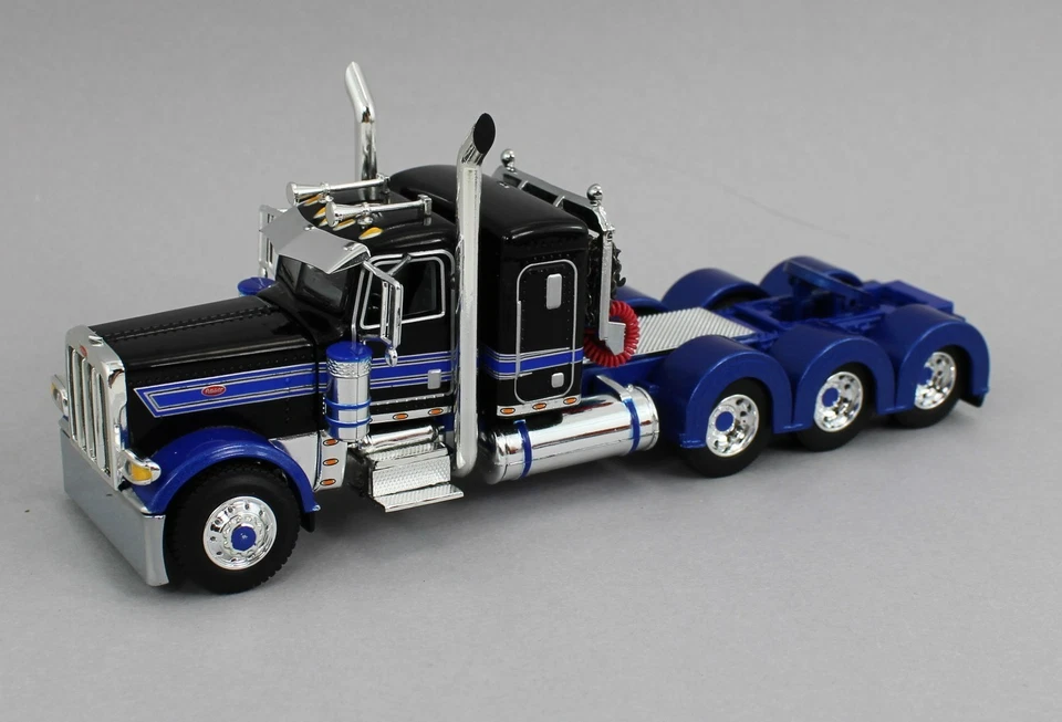 DCP 1:64 *BLACK & BLUE* Peterbilt 389 36" Flattop HEAVY HAUL Lowboy Jeep Stinger - Image 3 of 4