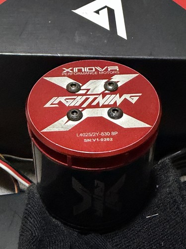 Xnova Lightning 830kv