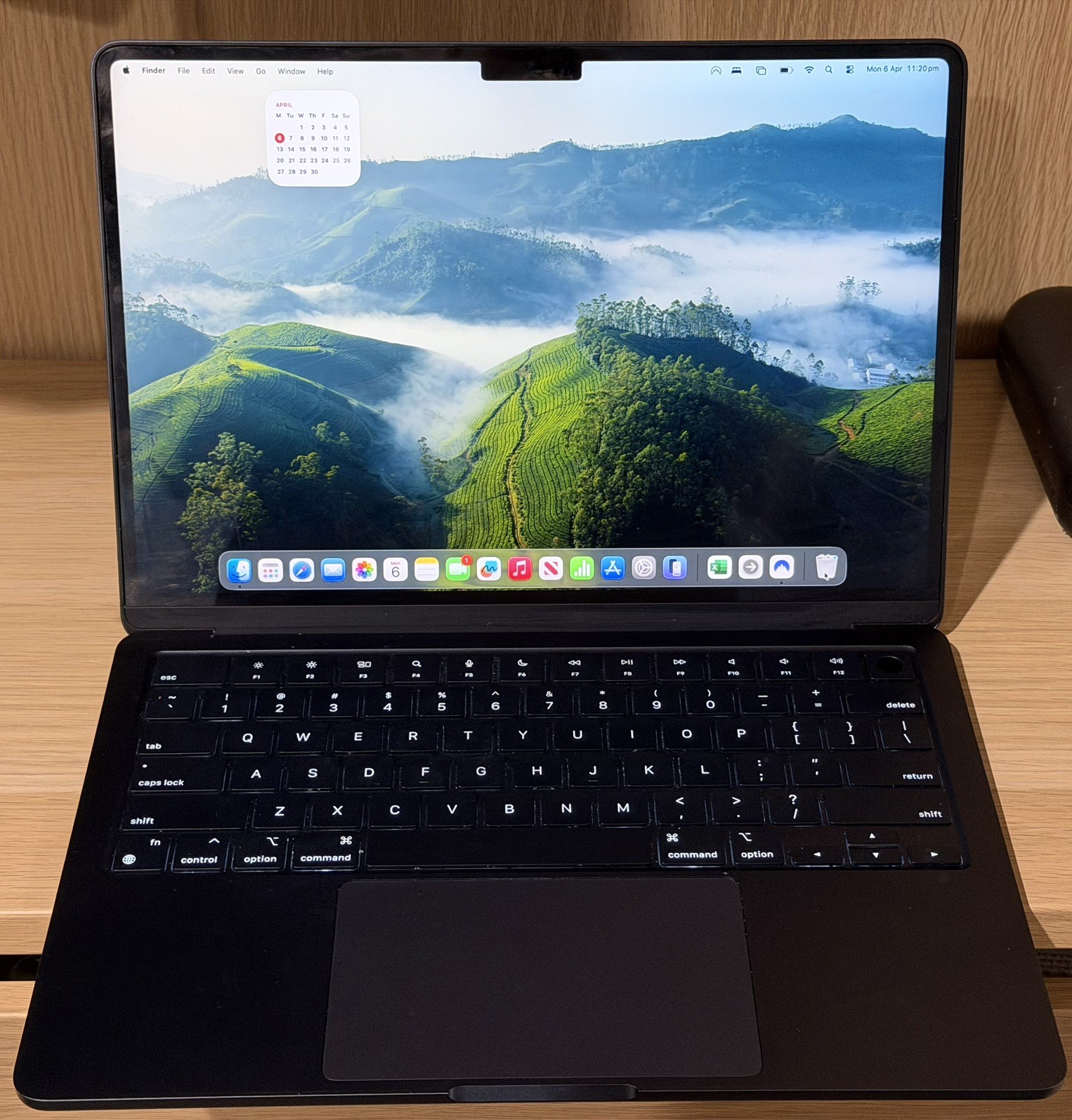 Apple MaxBook Air 13-inch - Mint Condition- MXCV3X/A