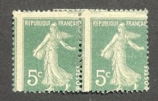 timbre variété 137w * Marianne 5 c vert pair piquage à cheval