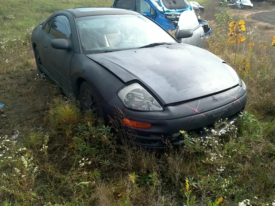 Bomba de dirección asistida usada se adapta a: Mitsubishi Eclipse 2000 3,0 L 6 cilindros grado A Foto 3 de 4