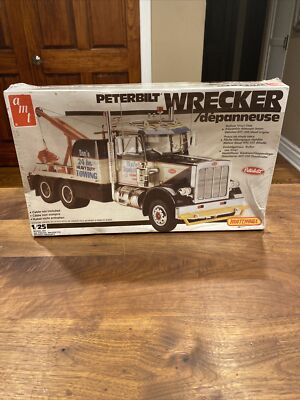 Peterbilt Wrecker Tow Truck Vintage AMT Matchbox 1:25 Sealed
