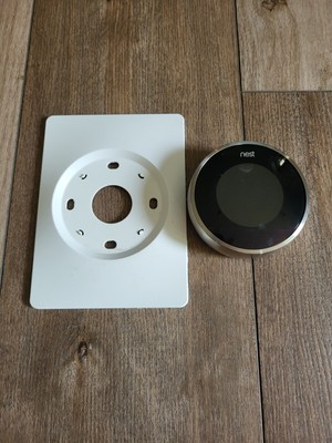 Nest Learning Thermostatmodel 02A 2nd Generation in Stainless Steel Read 
