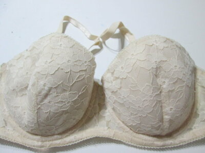 H&M Bra Size 34C Ivory Underwired Lined Adjustable Straps Lace Floral Balconette