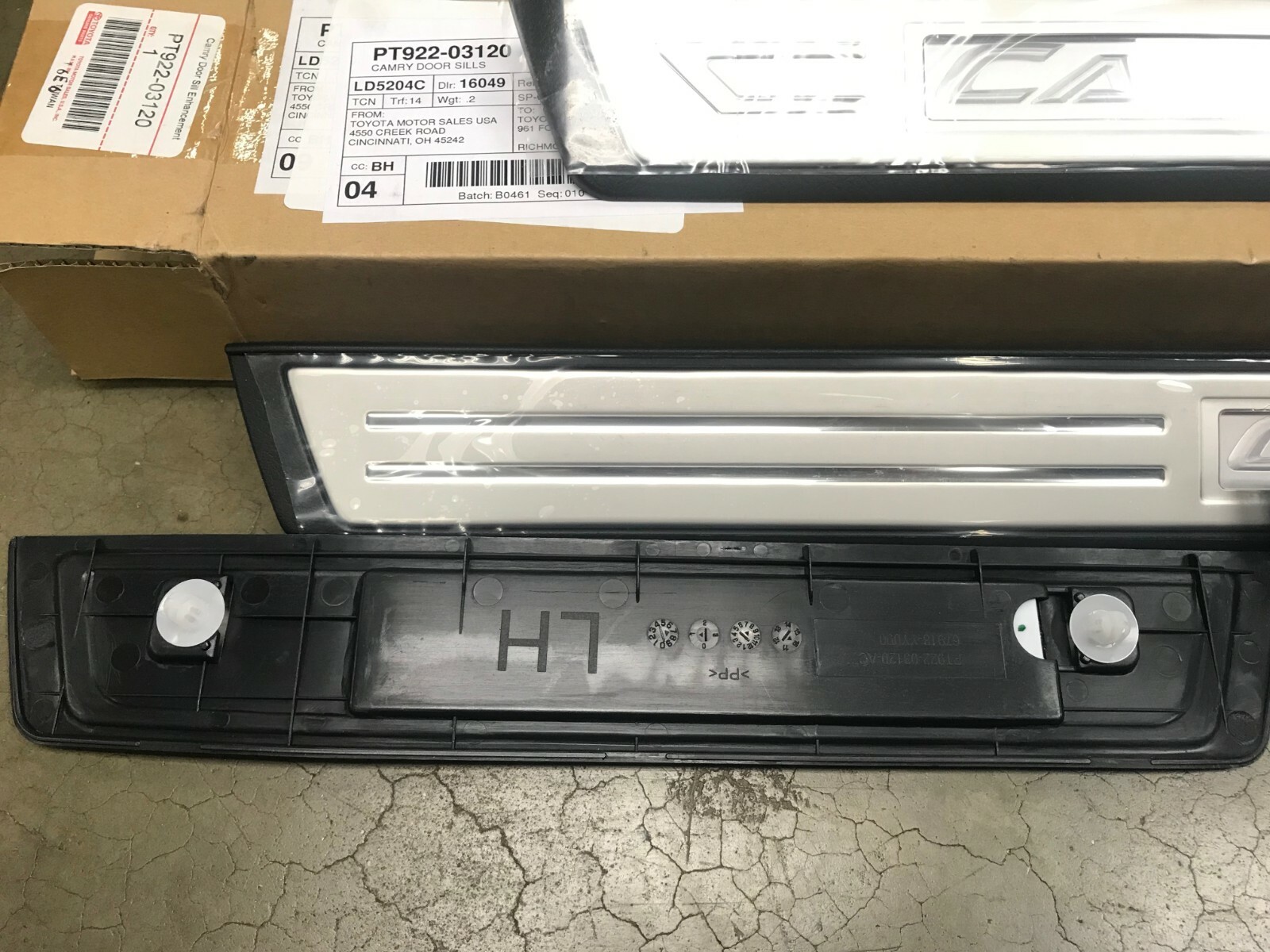 20122017 Camry Door Sill Protectors Genuine Toyota PT92203120 4 Piece Set eBay