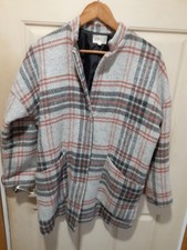 Jolt Women’s Sweater Jacket Light Weight Soft Gray And Coral Plaid Lined Size S