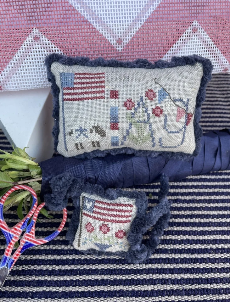 Shepherd's Bush Flag Bag Counted Cross Stitch Chart ~ by Teri Richards - Image 2 of 2