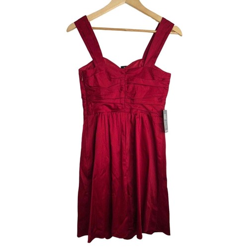 Express Damen Satin Fit & Flare Minikleid Gr. 6 ärmellos gerruchtet ROT Valentinstag - Bild 6 von 6