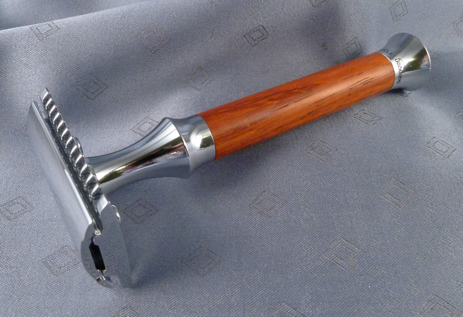 Timor G & F Padouk-Holz Safety Razor Blades Shaver Open Comb Sol