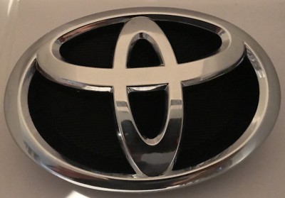 NEW TOYOTA YARIS 2015 Emblems ASSEMBLY 90975-T2008 Genuine OEM