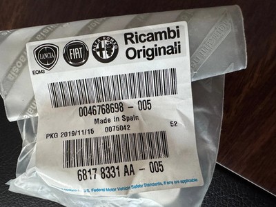 GENUINE BRAND NEW Alfa Romeo 147   46768698  MARCE LEVER ring bush