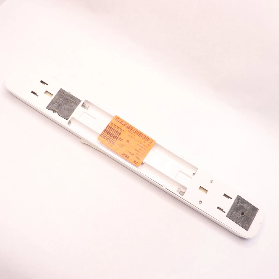 GE Under Cabinet LED Light Bar White 60W 120V 18" - Missing Back Plate - Image 3 of 4