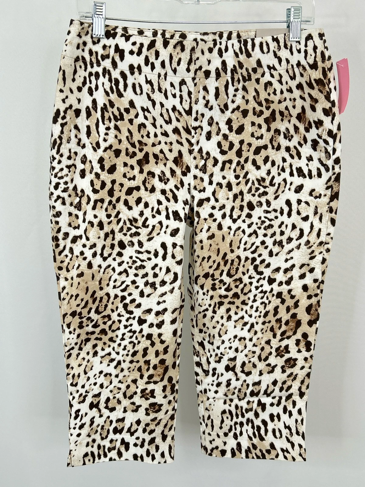 Chico's NWT So Slimming Brigitte Cheetah Cropped Size 6 Animal Print Women Capri
Opens in a new wind