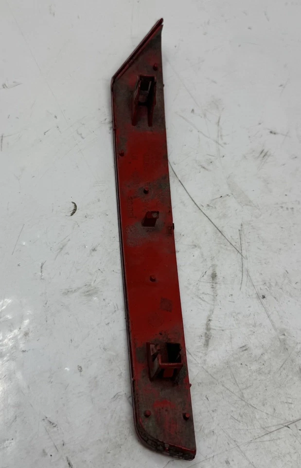 2010-2014 Seat Ibiza REAR BUMPER REFLECTOR RIGHT DRIVER SIDE 6J3945105E (48 - Image 3 of 4