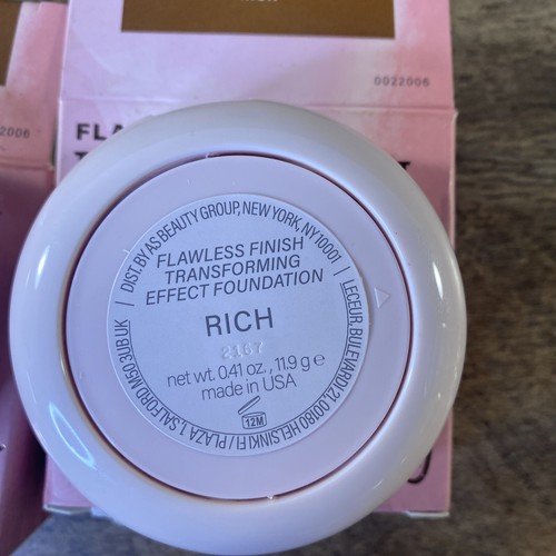 Mally Flawless Finish Transforming Effect Foundation X2 Rich 0.41 oz - Picture 3 of 5
