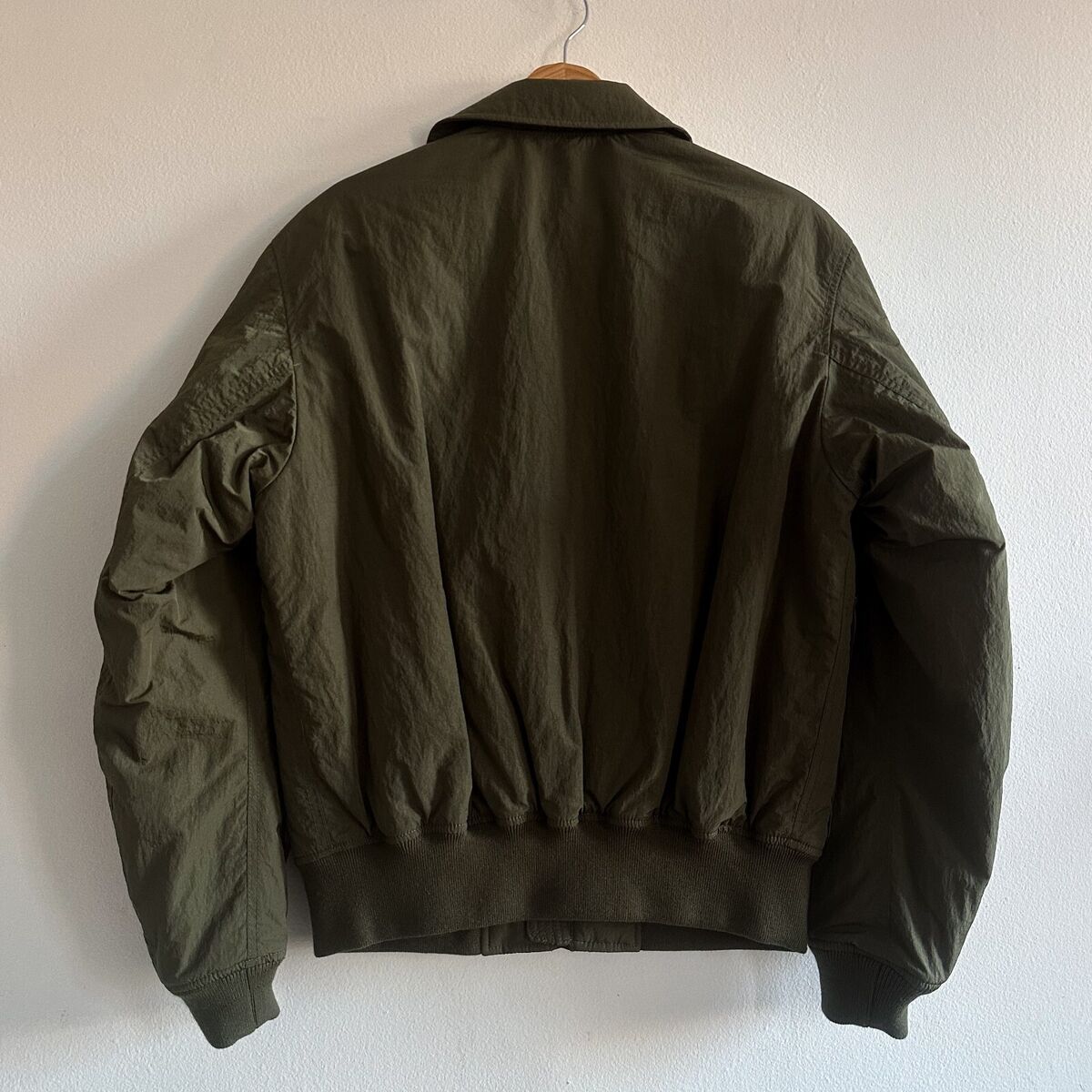 s-l1200.jpg s-l1200.jpg