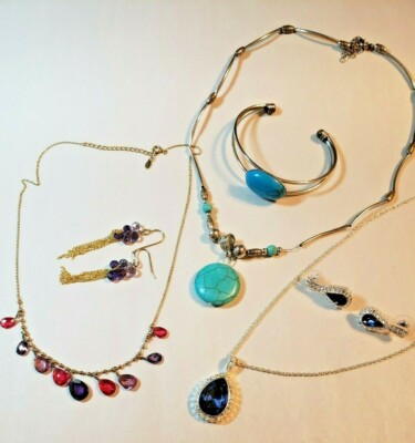 Necklace bracelet earring Jewelry sets/lot CLEAN-OUT Lot casual- Career-Evening