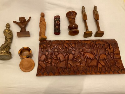 LOT OF 9 pieces of wooden carved stautes and art