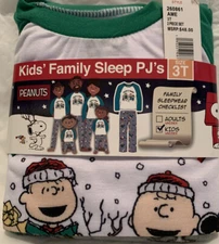 Peanuts snoopy￼ Christmas Pajamas set Kids Unisex Size 3T MSRP $48 NWT