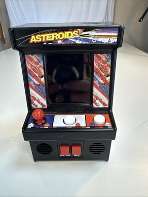 Vtg ATARI Interactive Asteroids 1979 Mini Arcade Handheld Game w Battery Working
