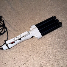 Revlon 3 Barrel Hair Waver Curling Iron Adjus...