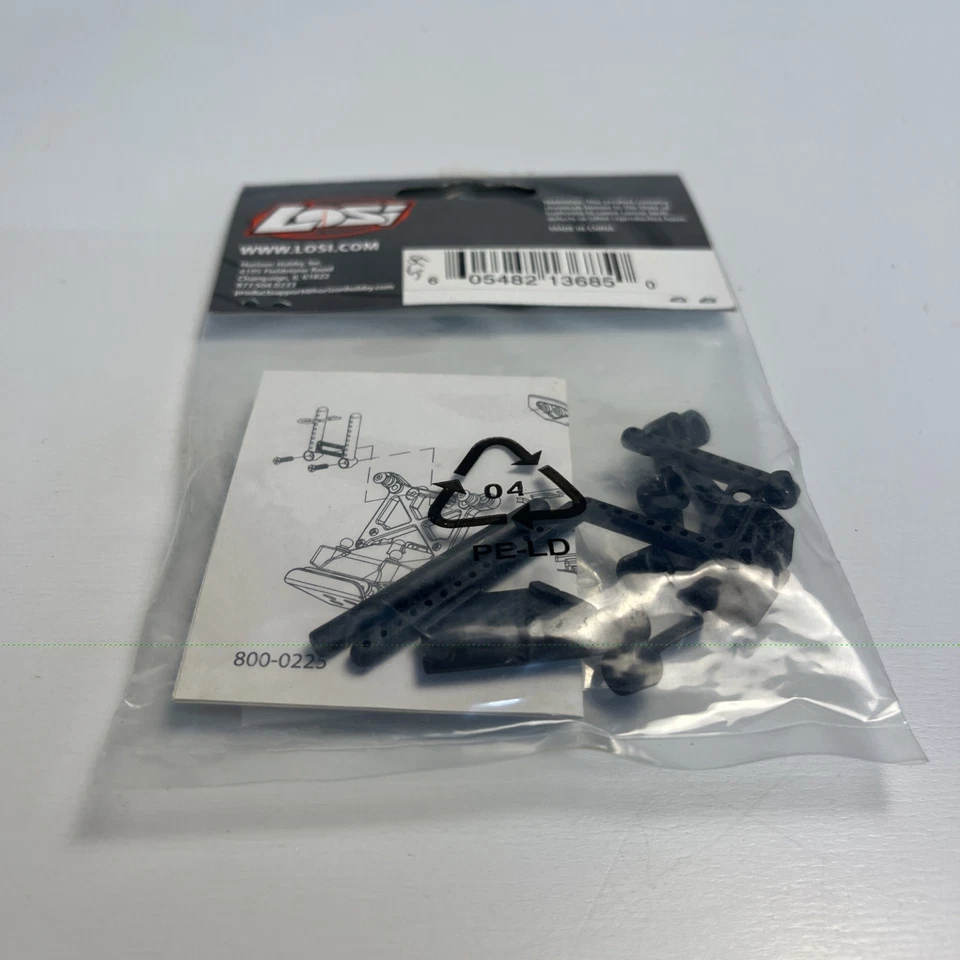 Losi Extended Body Mounts Mini-T LOSB1300 NOS - Image 4 of 4
