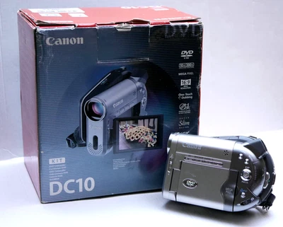Canon Camcorder DC10 E, Mini DVD, Zubehörpaket in OVP, getestet  - Bild 1 von 4