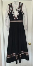 Norwegian BUNAD FESTDRAKT NEW Size US 4/6 NORWAY 34/36 EU Size