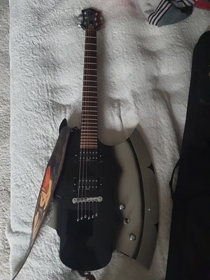 Gene Simmons cort Axt..sold out long ago..etliches im Angebot,schaut mal rein...