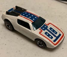 Hot Wheels Redline Warpath 1969 coche fundido a presión de metal blanco colores voladores Mattel