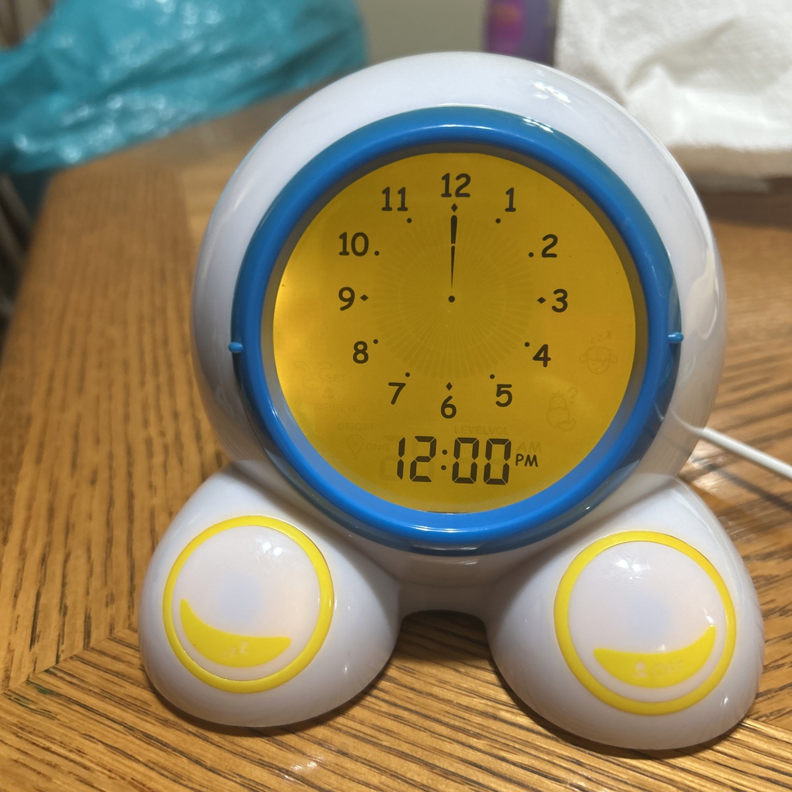 Naroo Teach me Time! Talking alarm Clock Night light electrical Tabletop