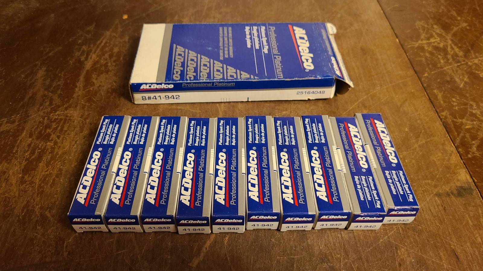 AC Delco 41-942 Spark Plug Lot of 10 Professional Platinum mib GM 4.3L 5.7L