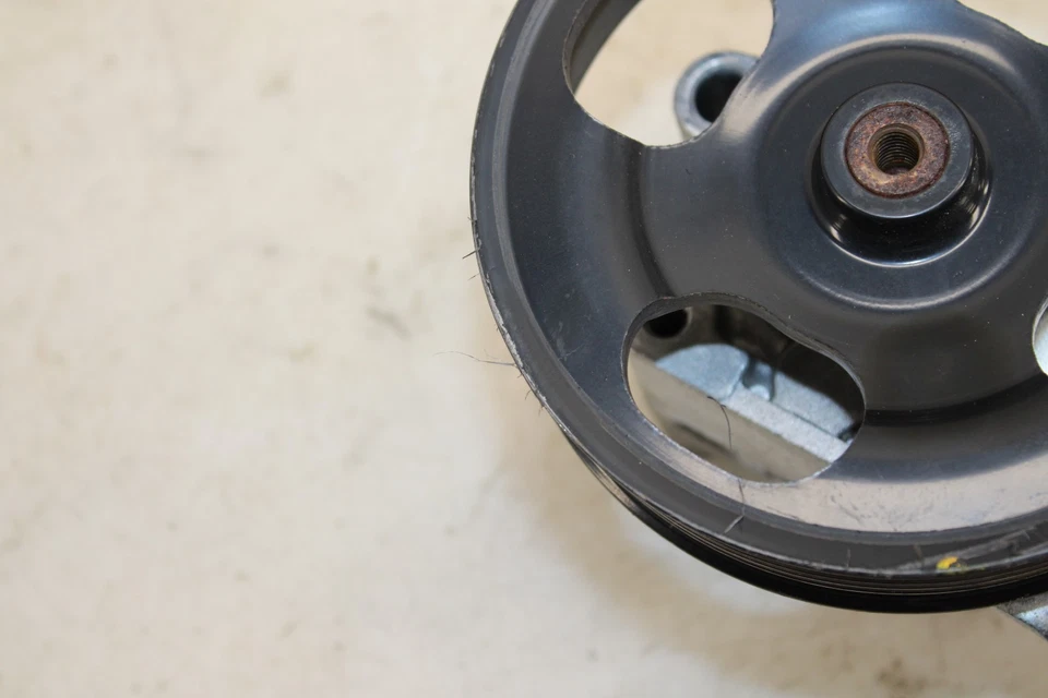 Bomba de dirección asistida Nissan 370z 2009-2020 OEM MW51 Foto 2 de 4