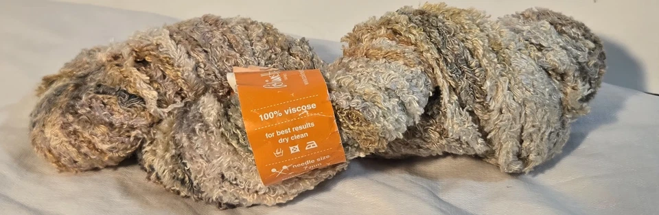 RARE COLORWAY Colinette ISIS Yarn CHAMOIS 60 100% Viscose Chenille Hand Dyed UK  - Image 2 of 4