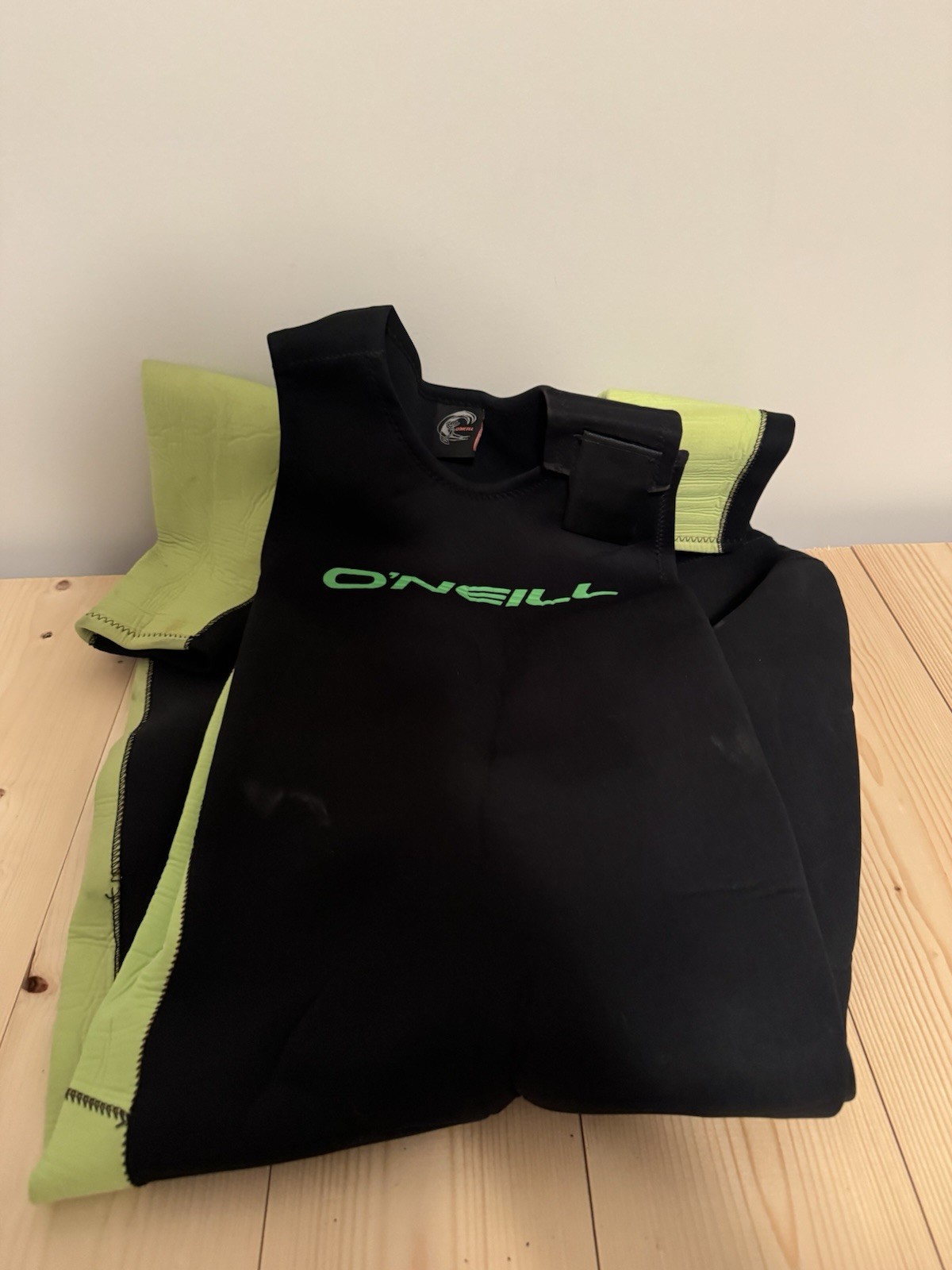 Vintage O'Neill Men's Sleeveless Black Bib Wetsuit Size XL M