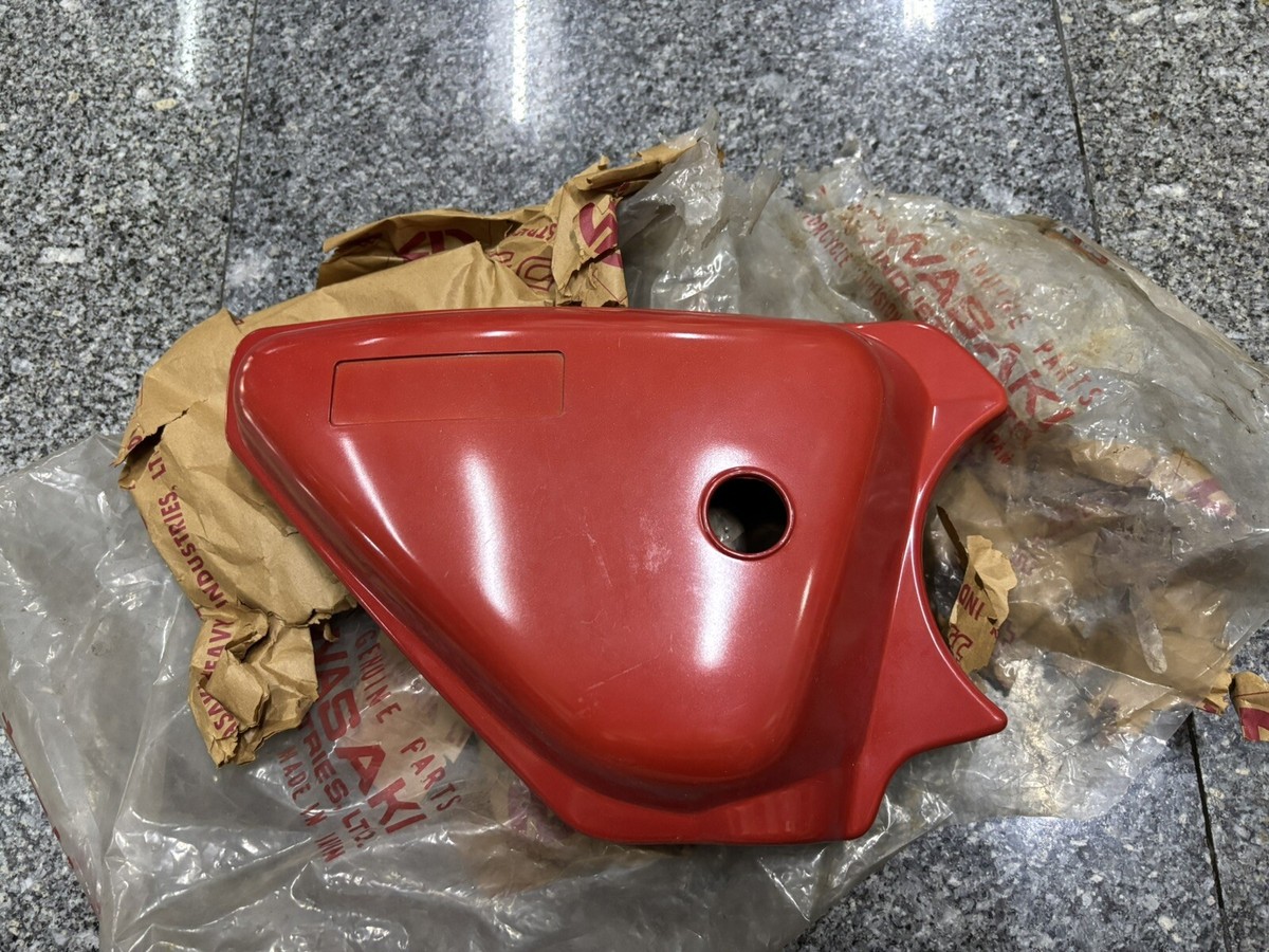 その他 koja Kawasaki 77 KE100 G5 RH Side Cover Poppy Red NOS Genuine Japan P/N