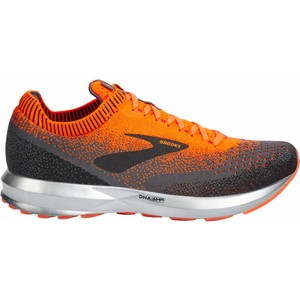 tenis levitate brooks