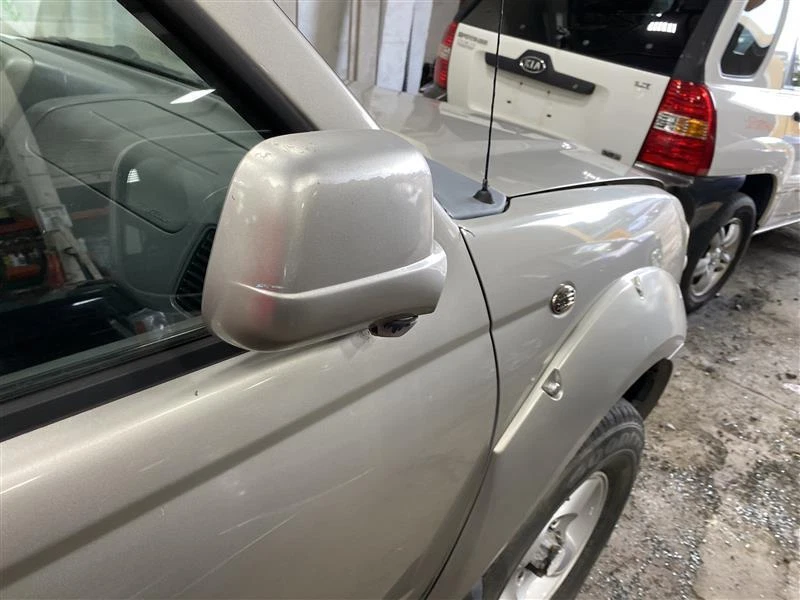 Used A/C Compressor fits: 2001 Nissan Frontier 6 cylinder from 9/99 Grade A Foto 3 de 4