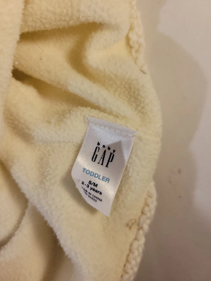 Gorro de invierno pequeño tejido blanco Gap Girls Foto 4 de 4