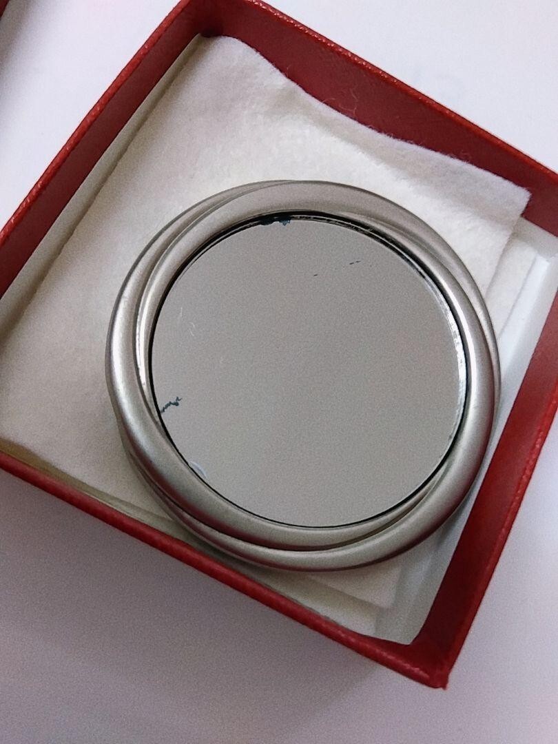 Cartier Vintage Round Compact Pocket Mirror Silver with Box Cartier Vintage Round Compact Pocket Mirror Silver with Box