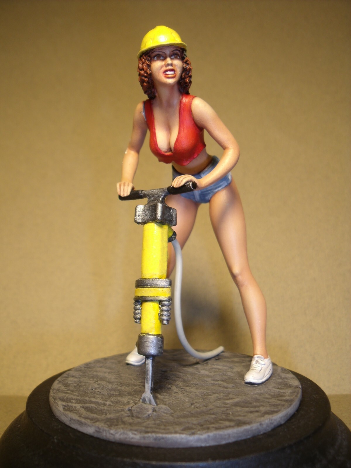 Figurine 1/18 Girl Mylene Vroom non peinte pour diorama Spark et Norev