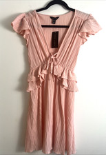 NEW LOOK - V-NECK SHORT DRESS - SIZE 8 - PINK