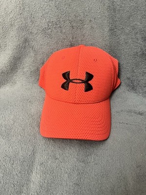Under Armour~Embroidered Logo Men s Red Hat Cap UA Classic Fit Stretch￼ Sz. M/L