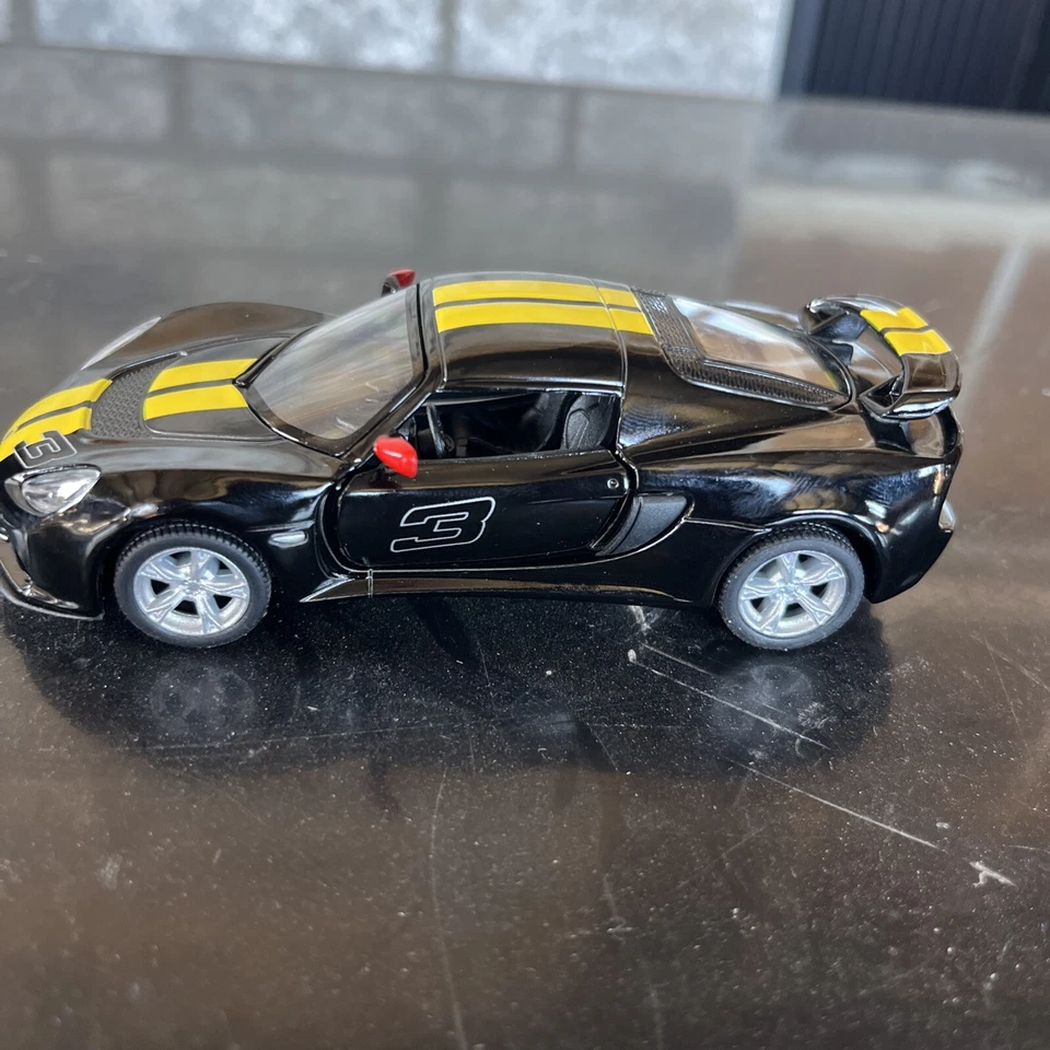 Kintoy 2012 Lotus Exige S 1:38 Diecast Model Toy Pullback Sports Car Gray - 2021 - Image 2 of 2