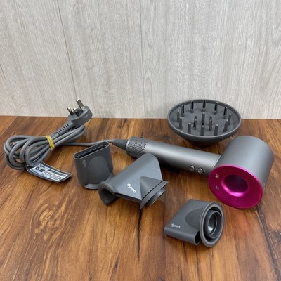 Dyson HD08 Supersonic Professional Rosa/Grau Haartrockner & 4 Aufsätze - Lesen