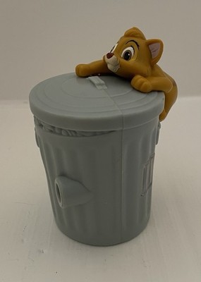 1996 Oliver and Company Disney View Finder Trash Can Burger King Toy Works