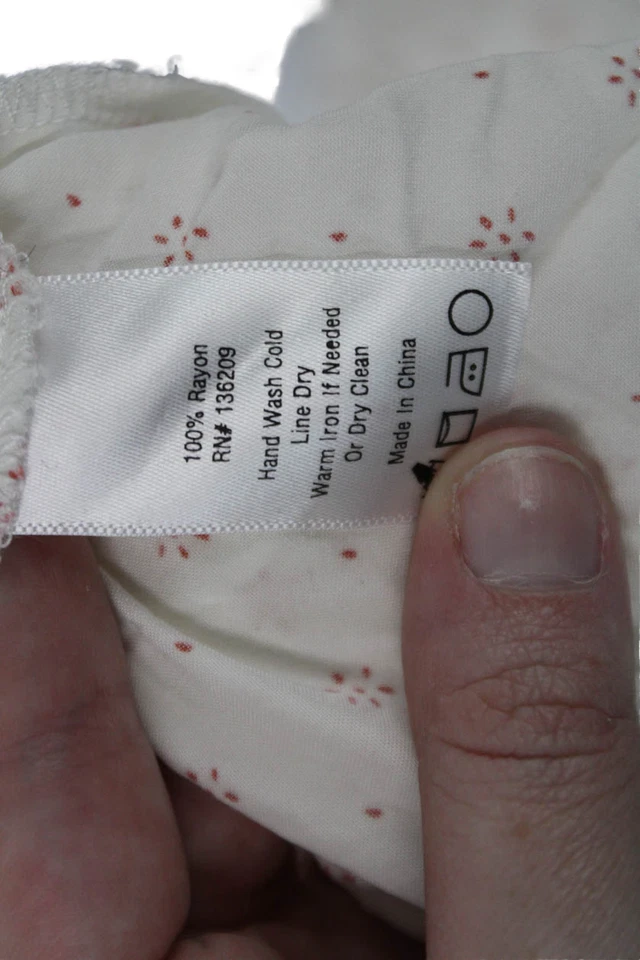 Hatch Women Boho Floral High Neck Sleeveless Rayon Blouse Button Size 1 - Image 4 of 4