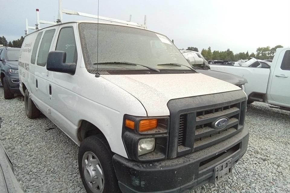 2008 Ford E150 Van Automatic Transmission OEM 141K Miles - LKQ434971695 - Image 2 of 4
